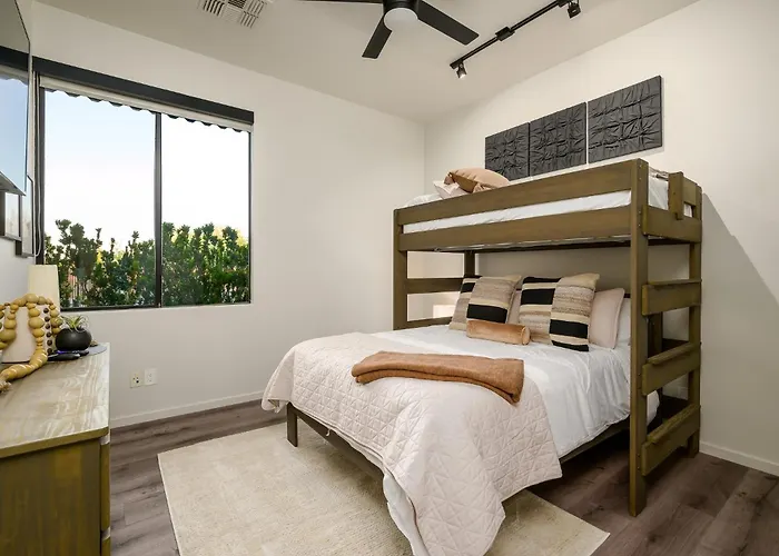 Holiday home Lone Mountain Casita