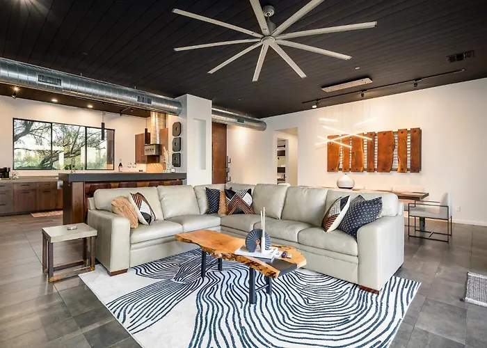 Lone Mountain Casita